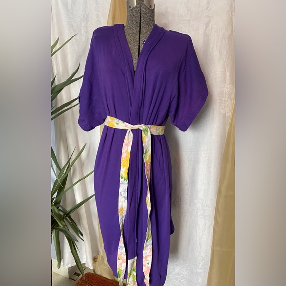 Handmade, Up-cycled Kimono - Picture 1 of 4